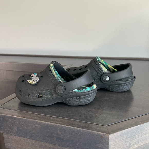 Capelli of New York Other - Toddler Capelli Shoes, Toddler 7, Black with Green Camo and Dino Accesso…